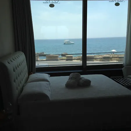 Palace Blu Mare Bed & Breakfast