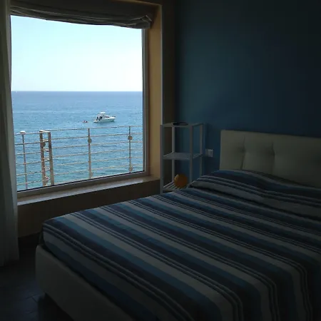 Palace Blu Mare Bed and breakfast