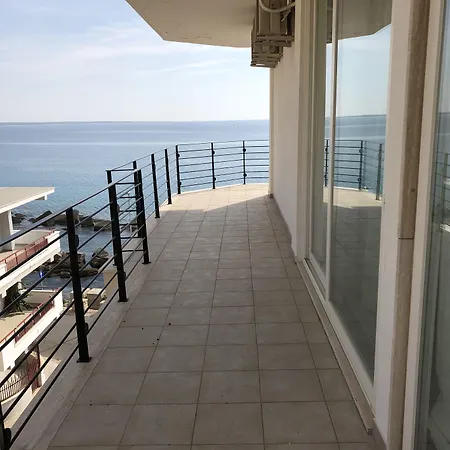 Palace Blu Mare Bed & Breakfast 3*