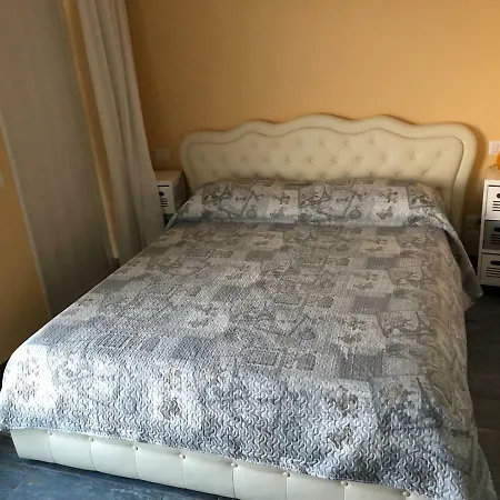 Palace Blu Mare לינה וארוחת בוקר