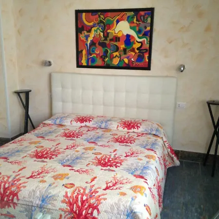 לינה וארוחת בוקר Palace Blu Mare גאליפולי