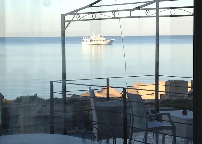 Palace Blu Mare Bed and breakfast 3*