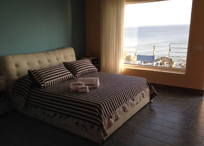 Bed and breakfast Palace Blu Mare 3*