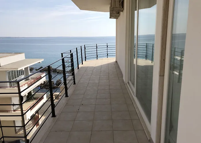 Palace Blu Mare Bed and breakfast 3*