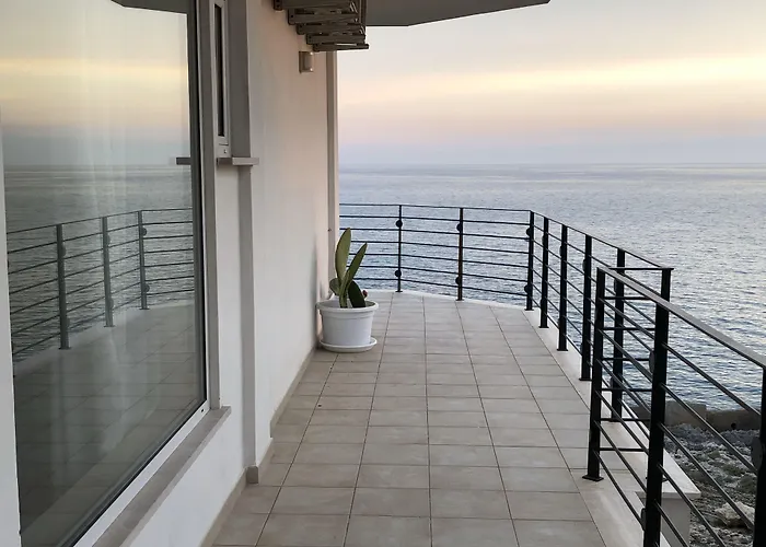 Bed and breakfast Palace Blu Mare 3*